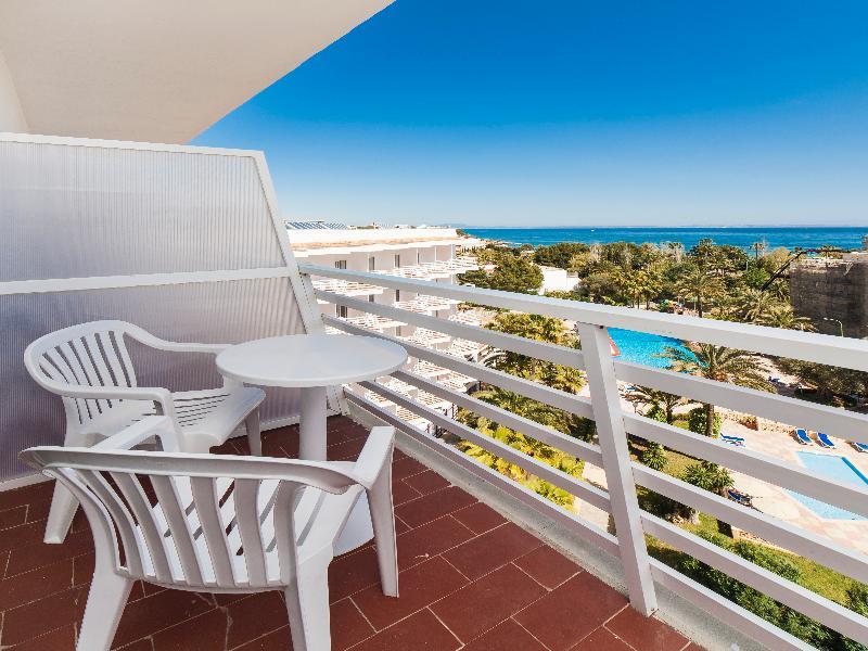 Globales Palmanova Hotel Екстериор снимка
