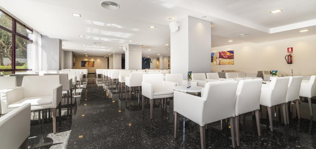 Globales Palmanova Hotel Екстериор снимка