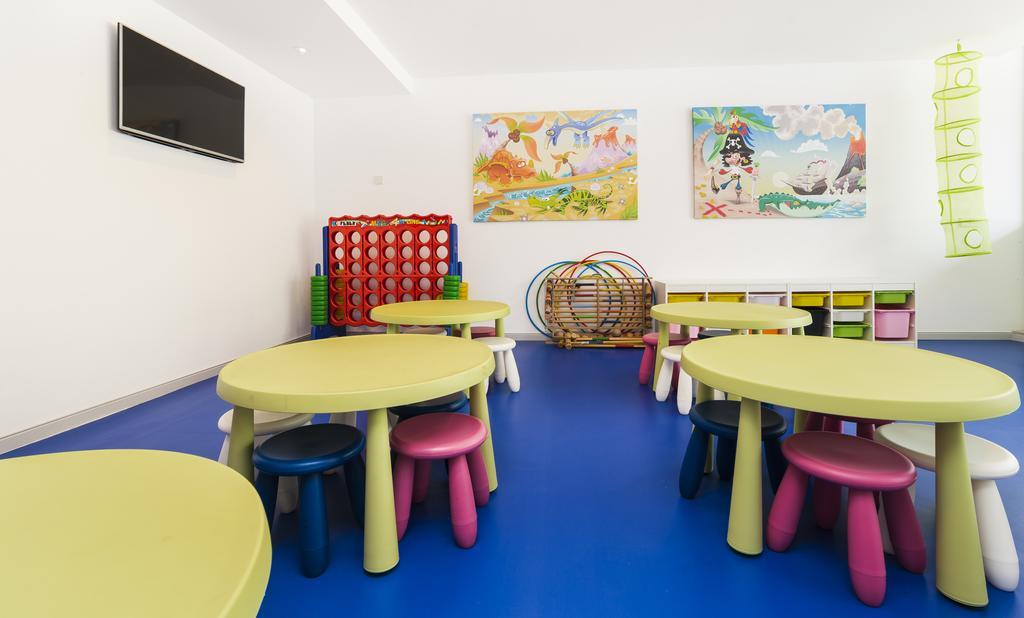 Globales Palmanova Hotel Екстериор снимка