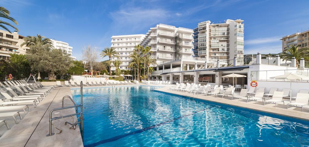 Globales Palmanova Hotel Екстериор снимка